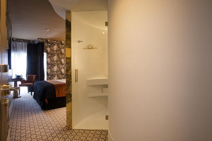 The First One Madrid Preciados (Adults Only) Hotell Exteriör bild